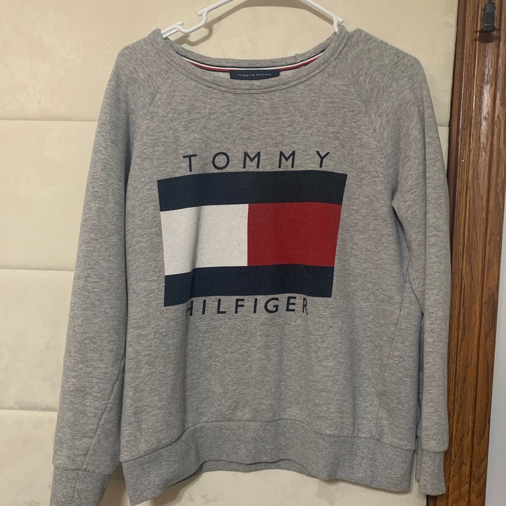 Tommy Hilfiger Crewneck Women's Small - Picture 3 of 6